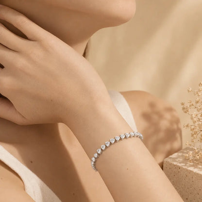 Amelisse™ Heart-Cut Moissanite Tennis Bracelet for Women